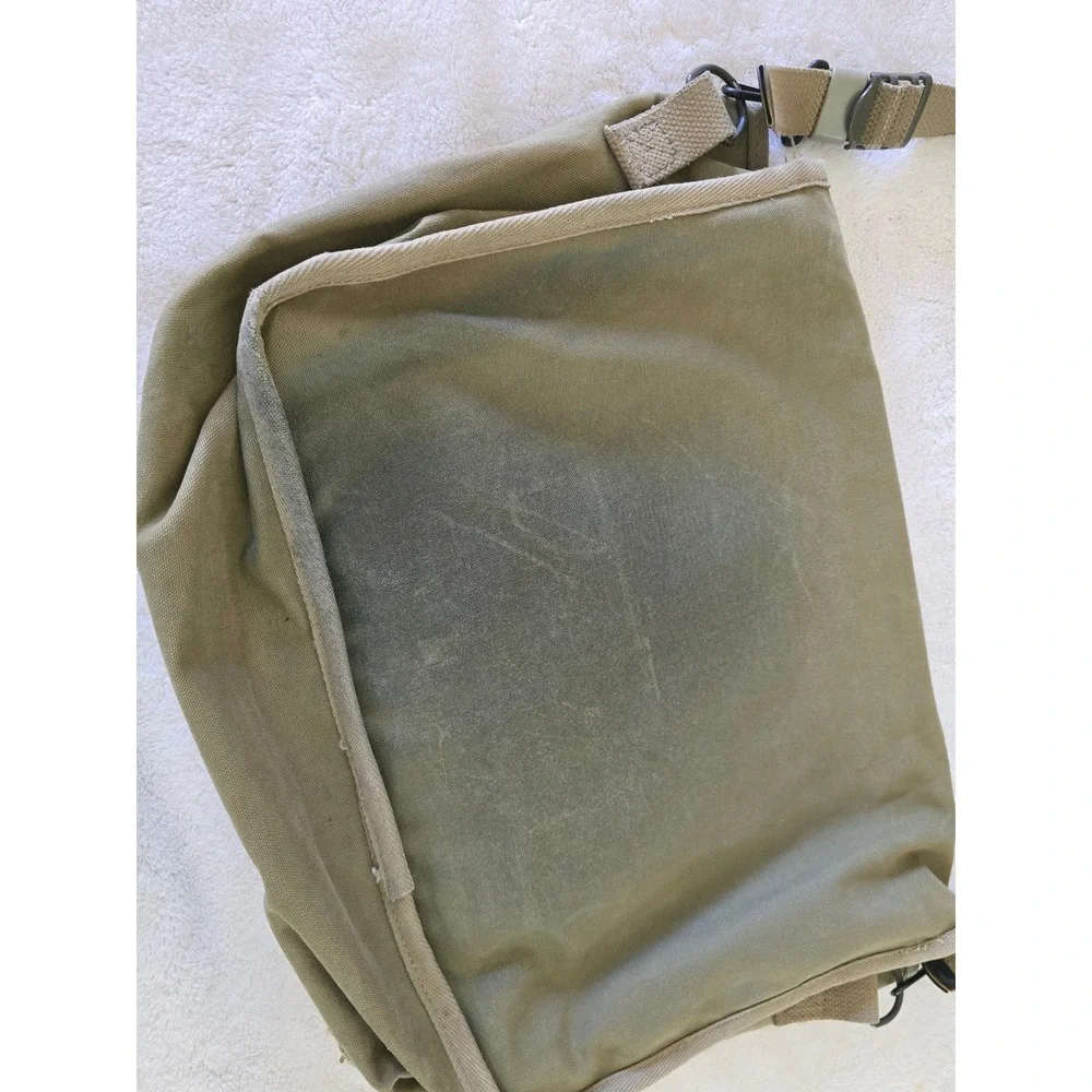 Vintage Banana Republic Messenger Bag Olive Canvas Paratrooper Made Israel Worn